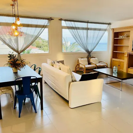 La Marina Seaview Penthouse *