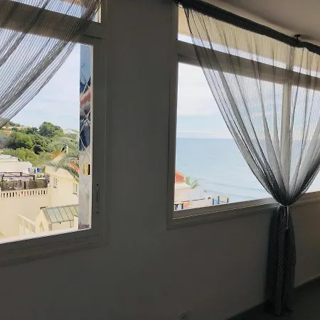 La Marina Seaview Penthouse شقة