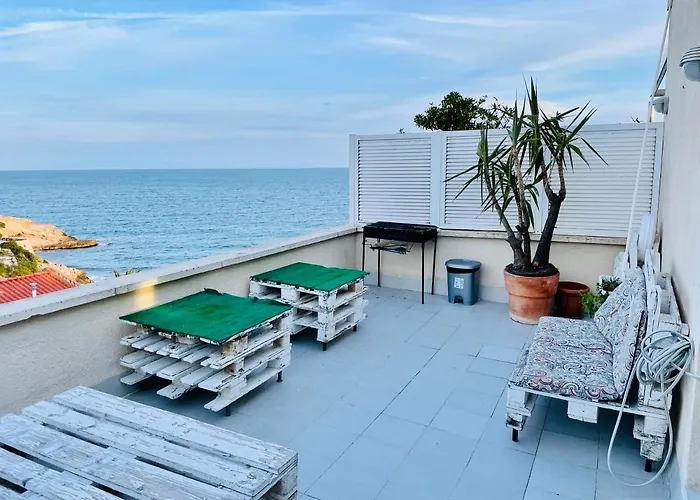 La Marina Seaview Penthouse Lejlighed