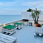 La Marina Seaview Penthouse Apartamento